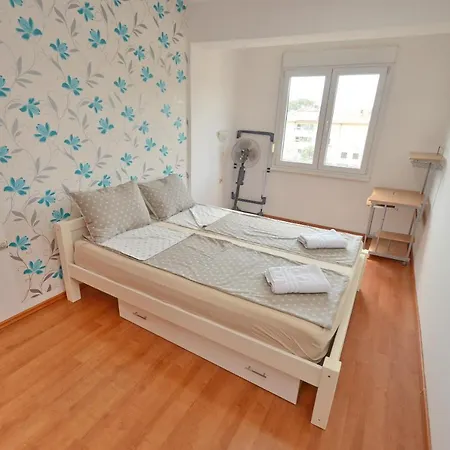 Central Apartment Tivat Exterior photo